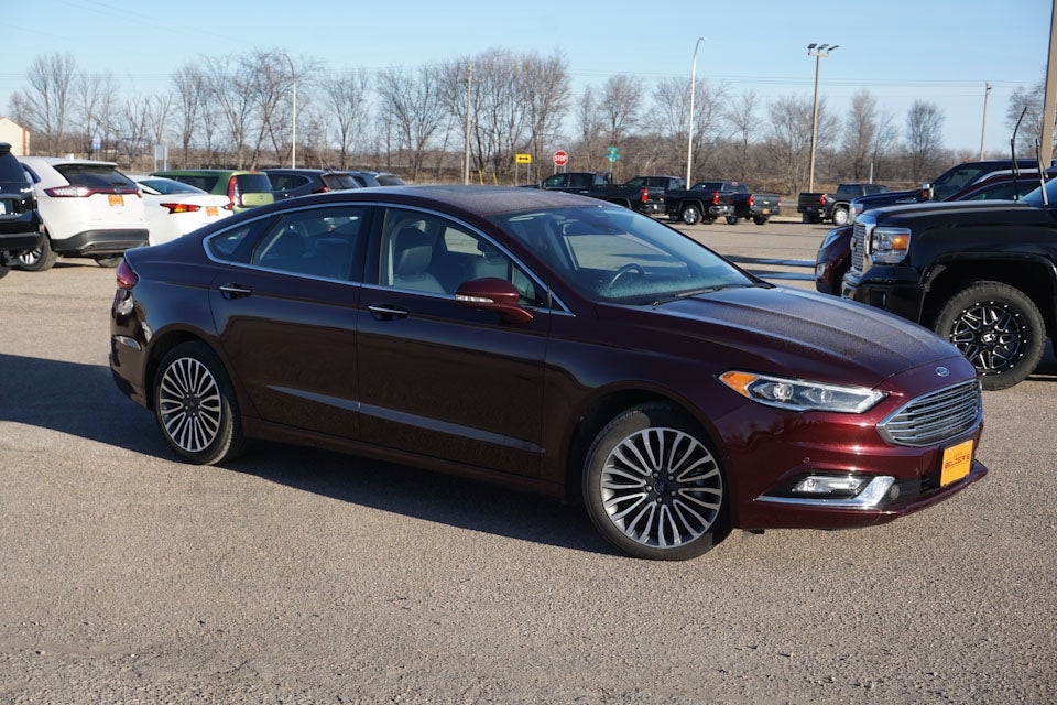 Used 2017 Ford Fusion SE with VIN 3FA6P0T96HR373318 for sale in New Prague, Minnesota